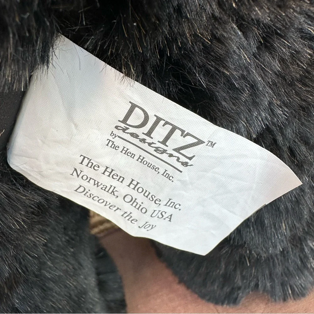 Ditz Designs Black Bear With Vest And Bow Tie 24" - Picture 13 of 16